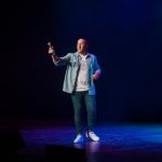 Dalin Oliver was stuck in Dubai when the Iran war started – now he has a comedy show about it – news24.com
