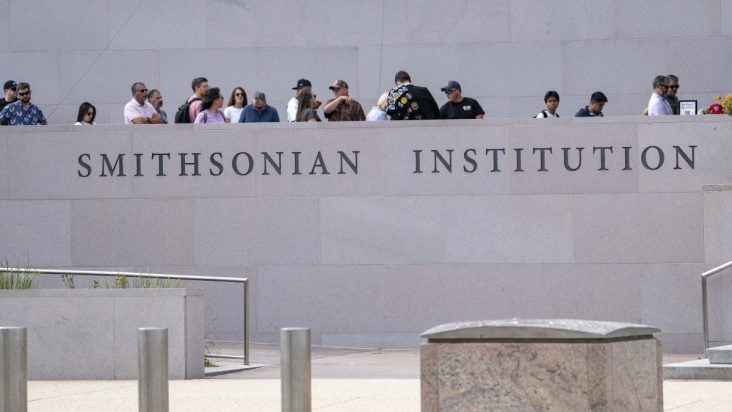 Trump cuts the Smithsonian’s billion-dollar budget and demands the eradication of ‘woke’ ideology from federal museums