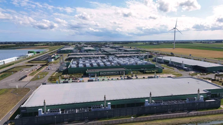Technological Advancements Allow Data Centers To Run On Even More Electricity