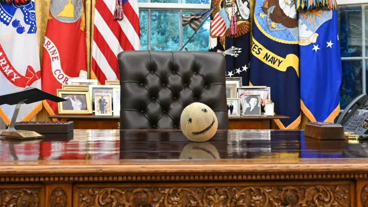 White House Doctor Claims President Has Always Been Face Drawn Onto Cantaloupe White House Doctor Claims President Has Always Been Face Drawn Onto Cantaloupe