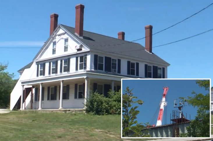 Historic Maine Deering house selling for — but under one condition or it’ll face demolition Historic Maine Deering house selling for — but under one condition or it’ll face demolition